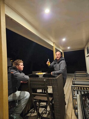 Outdoor dining - Mountain Views, The Adventurers Rest, Raetihi
Near the Mt Ruapehu Ski Fields (Raetihi)