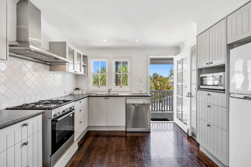 "Xanadu" Charming 2-Bed Retreat by Marcoola Beach