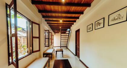 Maison Barn Laos Guesthouse