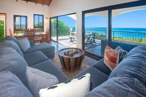 Apricari Villa/5 BDRM/Pool/3 Kitchens/Luxury Views