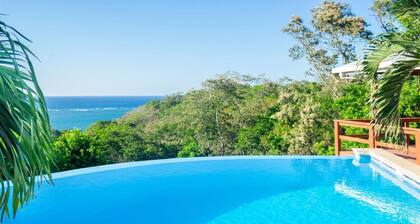 Apricari Villa/5 BDRM/Pool/3 Kitchens/Luxury Views