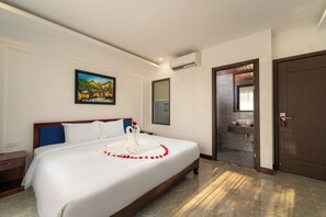 Deluxe Double or Twin Room, City View | Premium bedding, pillowtop beds, desk, laptop workspace - May Boutique Villa Hoi An (Da Nang)