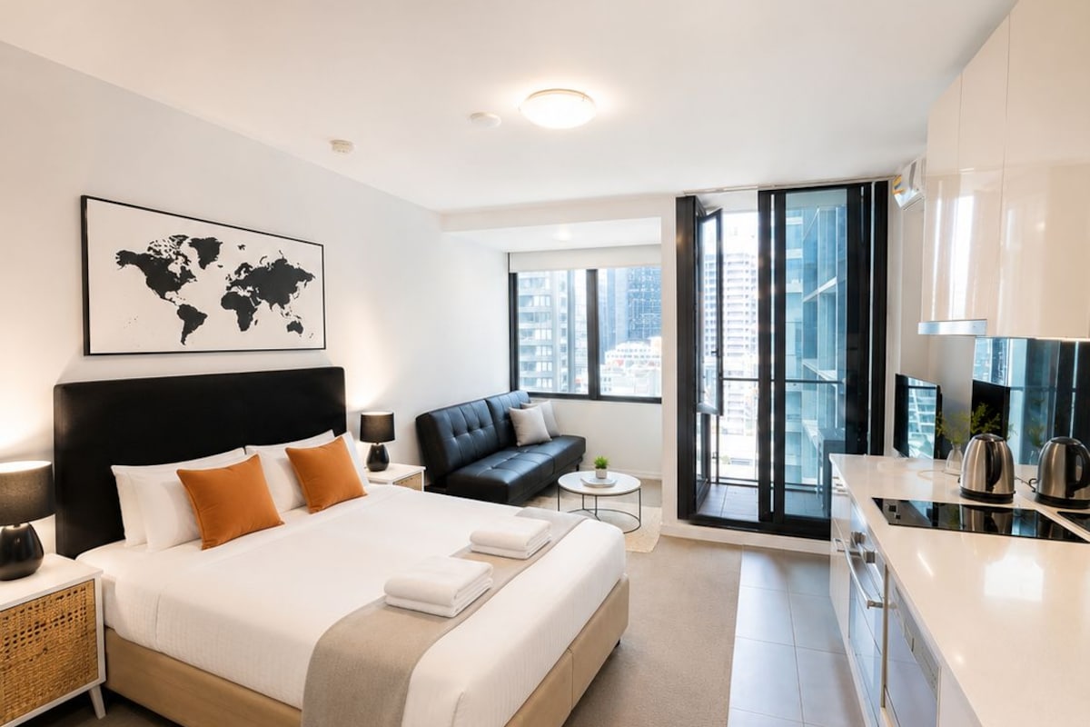 Studio familial, balcon, vue sur la ville | Accès au Wi-Fi (inclus), literie fournie