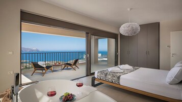 Luxury Villa | 5 bedrooms, in-room safe, iron/ironing board, free WiFi