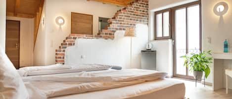 In-room safe, desk, laptop workspace, blackout curtains