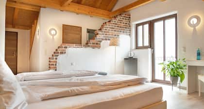 Henrys Sleeping Buttenwiesen
