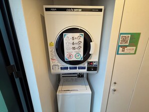 Interior - Capsulehotel Suzumoriya (Tokyo)