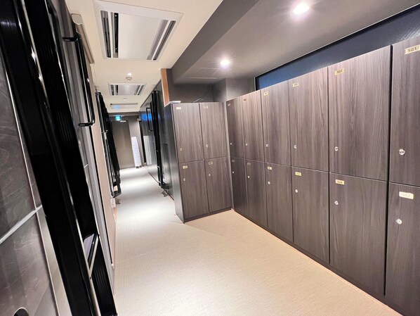 Basic Room, Mixed Dorm - Capsulehotel Suzumoriya (Tokyo)