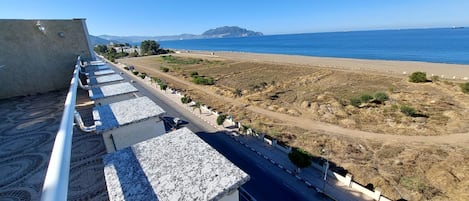 Suite studio luxueuse, vue sur la mer | Extérieur