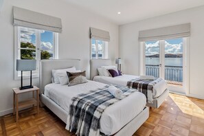 3 quartos, ferros/tábuas de passar roupa, Wi-Fi de cortesia