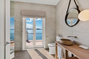 Chuveiro com efeito de chuva