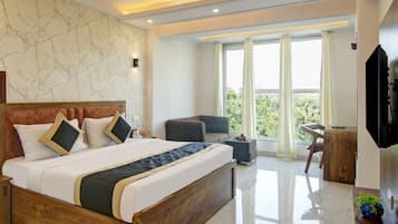 Phòng Premium | Bộ đồ giường kháng dị ứng, bàn, truy cập Internet không dây miễn phí