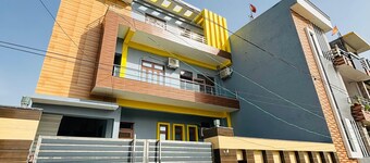 Beautiful Luxury Homestay In Ayodhya