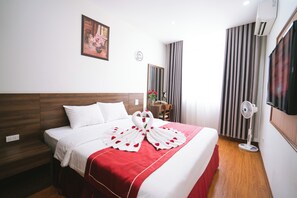 Deluxe Suite, City View