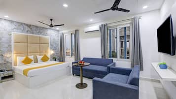 Deluxe Double Room | Premium bedding, free WiFi, bed sheets