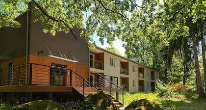 Beautiful quiet apartment in Cieplice close to walking & cycling routes