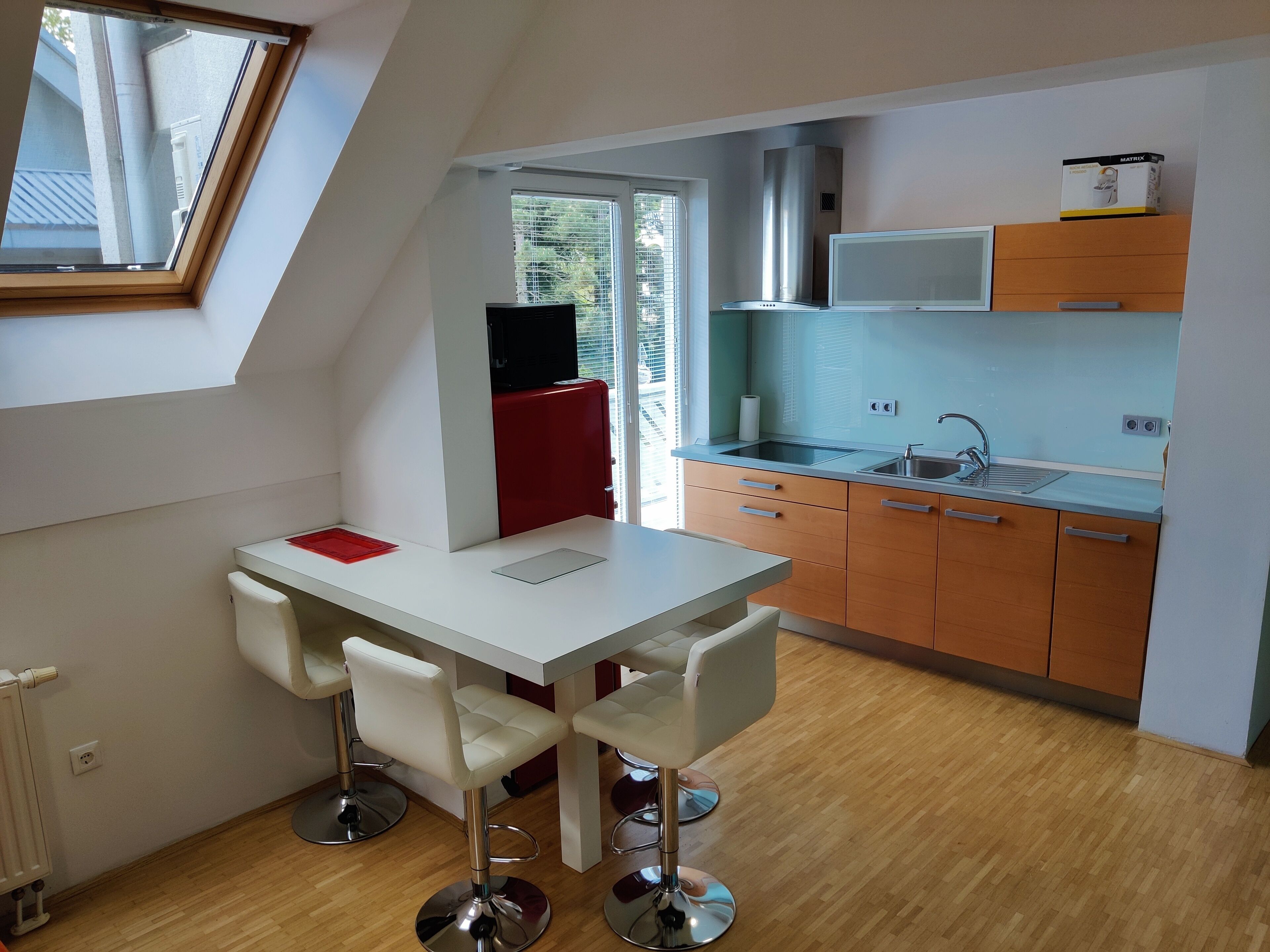 Réfrigérateur, lave-vaisselle