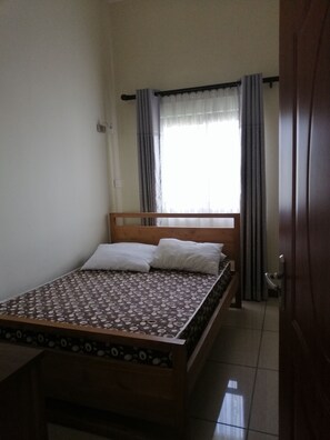 3 Schlafzimmer, Bügeleisen/Bügelbrett, WLAN, Bettwäsche