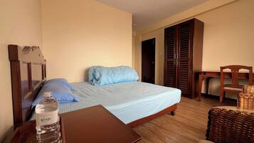 Habitación doble estándar, 1 cama King size, para no fumadores, vista al valle | Wifi gratis y ropa de cama