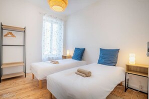 2 habitaciones, tabla de planchar con plancha y wifi gratis 