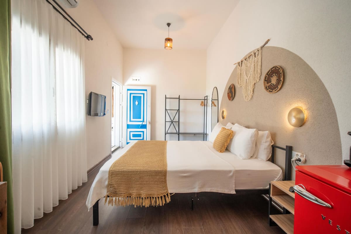 Classic Room, 1 King Bed