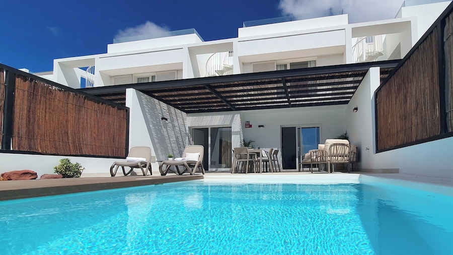 Serena Holiday Homes by LIVVO