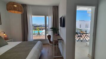 Casa Deluxe | 3 dormitoris, decoració individual i planxa i posts de planxar