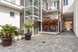 Exterior detail - Spacious New Apartment in San Siro (Milano)