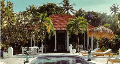 Oasis Boutique Villas