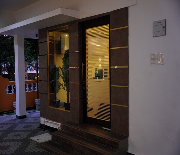 Reception - Park View Residency (Puducherry)