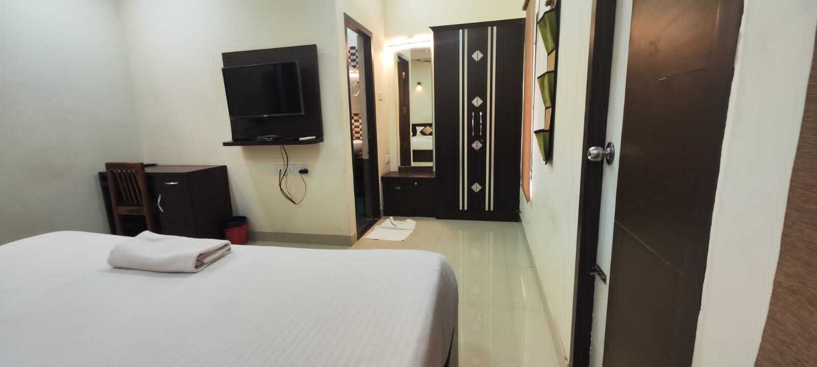 Dobbeltrom – deluxe | Skrivebord, lydisolert, strykejern/-brett og wi-fi (inkludert)