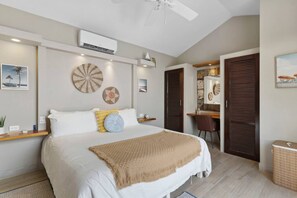 3 bedrooms, desk, iron/ironing board, travel cot - Artsy Retreat - Gated, Pool, Work-Ready Spaces (Tamarindo)