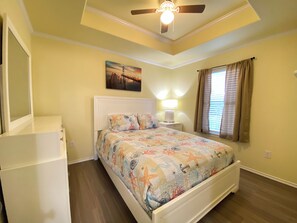 1 dormitorio, tabla de planchar con plancha, wifi gratis y ropa de cama
