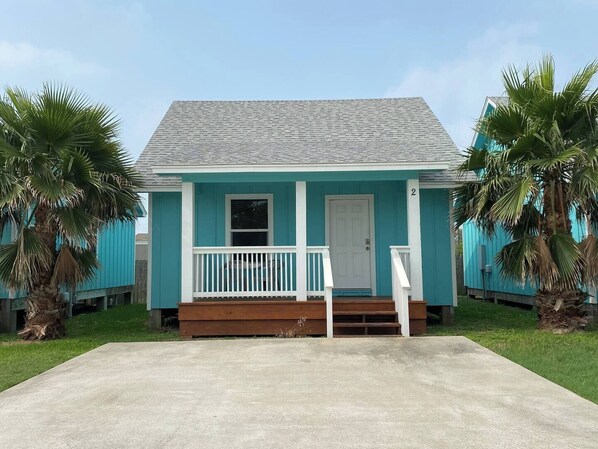 Exterior - 2 Bedroom 1 bath Cottage (Rockport)