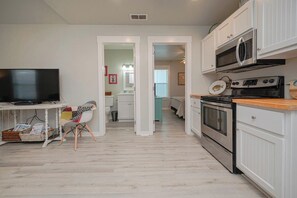 Interior - This cottage is a 2 bedroom(s), 2 bathrooms, located in Rockport, TX. (Rockport)