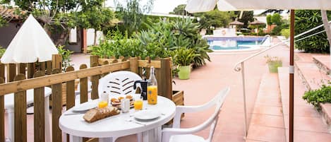 Estudio | 2 habitaciones, wifi gratis y ropa de cama