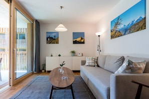 Suite, 2 Bedrooms | Living area | TV, heated floors - Montela Apartment - Hotel & Resort - Premium Stay  (Saas Grund)