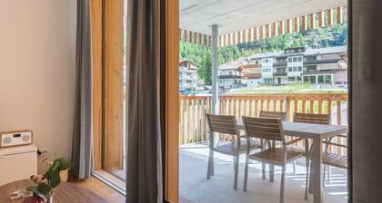 Montela Apartment - Hotel & Resort - Premium Stay