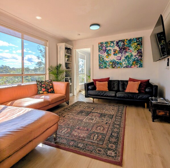 Smart TV, video games