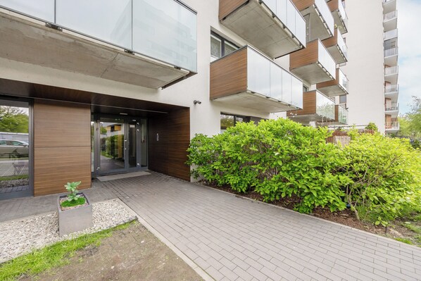 Front of property - Charming Studio for 2 Persons by Renters (Warsaw)