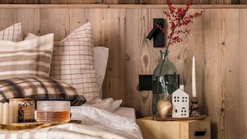 In-room safe, desk, iron/ironing board, free WiFi