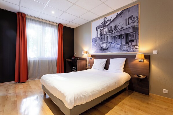 Classic Double Room | Desk, free WiFi - La pause Rn7 (La Coucourde)