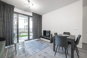 Classic Apartment, 1 Double Bed with Sofa bed | Living room - RentPlanet - Apartament przy Stoczni (Gdansk)