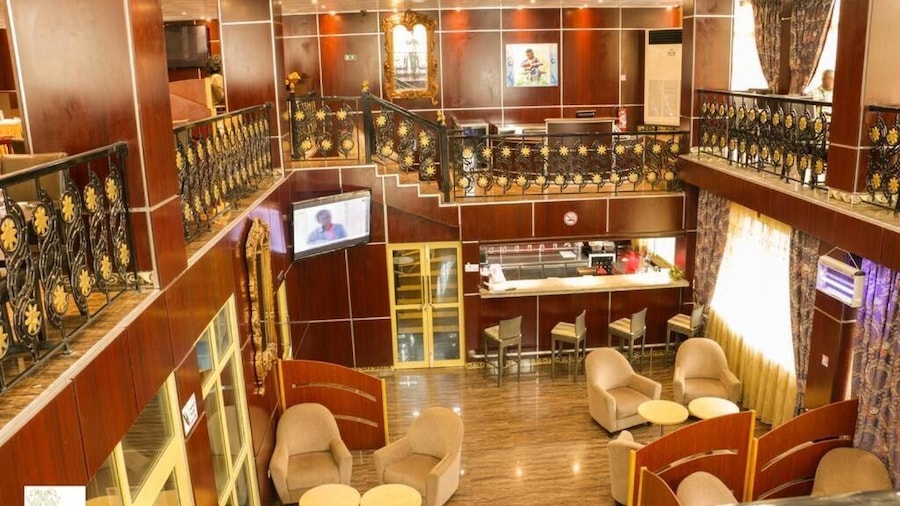 Noubou International Hotel Bonapriso