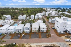 Exterior - Golf Cart, 6 Bikes! Walk to the Pool & the Beach! ~ My Happy Place on 30A (Santa Rosa Beach)