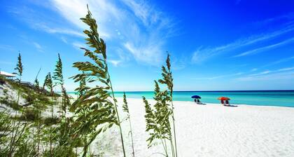 Golf Cart, 6 Bikes! Walk to the Pool & the Beach! ~ My Happy Place on 30A