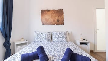 Klassieke tweepersoonskamer | Hypoallergeen beddengoed, donzen dekbedden, individueel gedecoreerd