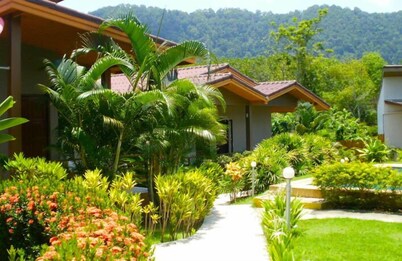 Escape Cabins