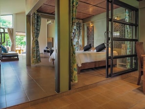 Coffres-forts dans les chambres, ameublement personnalisé, Wi-Fi gratuit