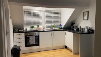 公寓 | 私人厨房 | 冰箱、微波炉、烤箱、炉灶